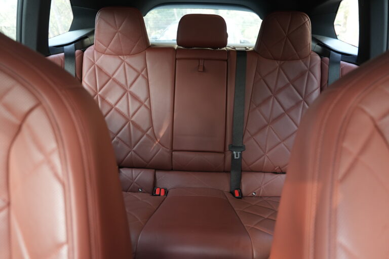 Interior 3